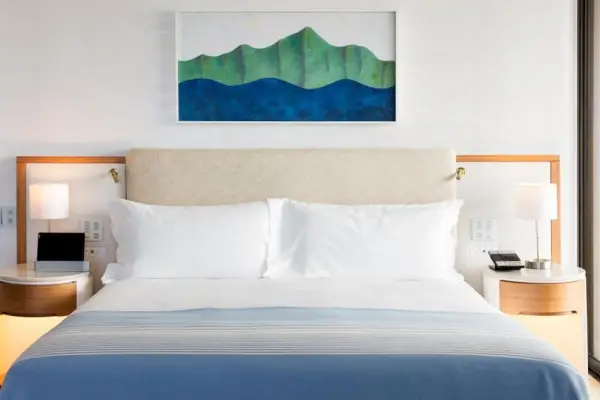 Halekulani 8