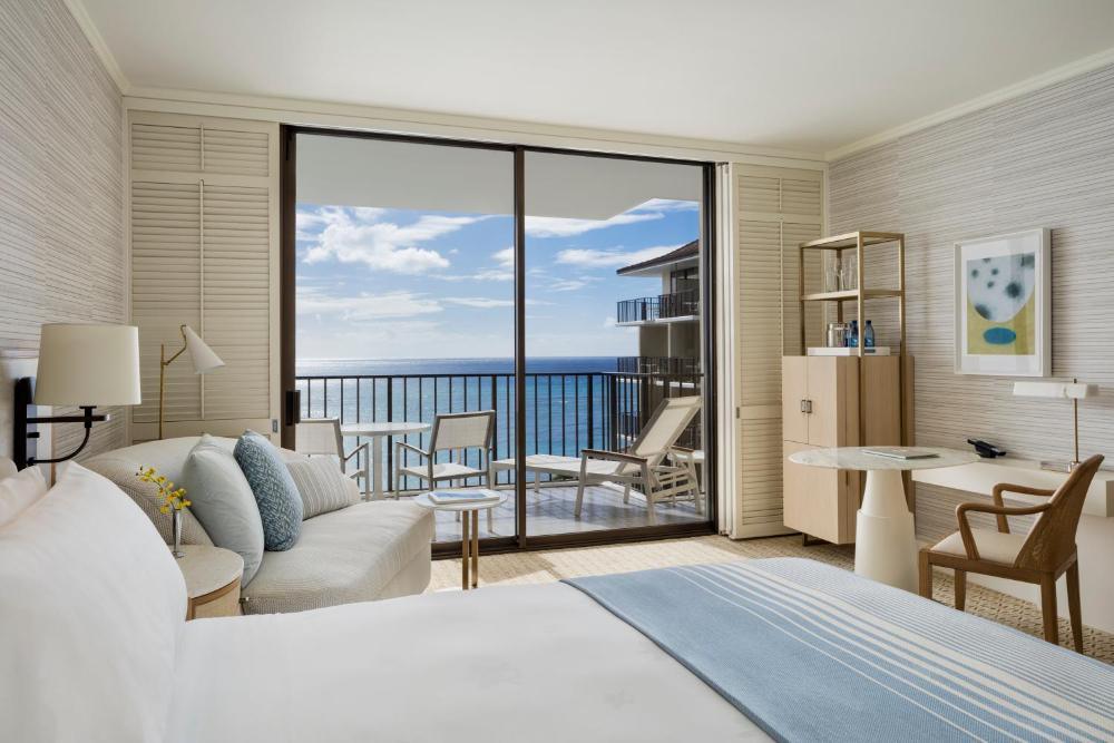 Oceanfront King at Halekulani, photo 3